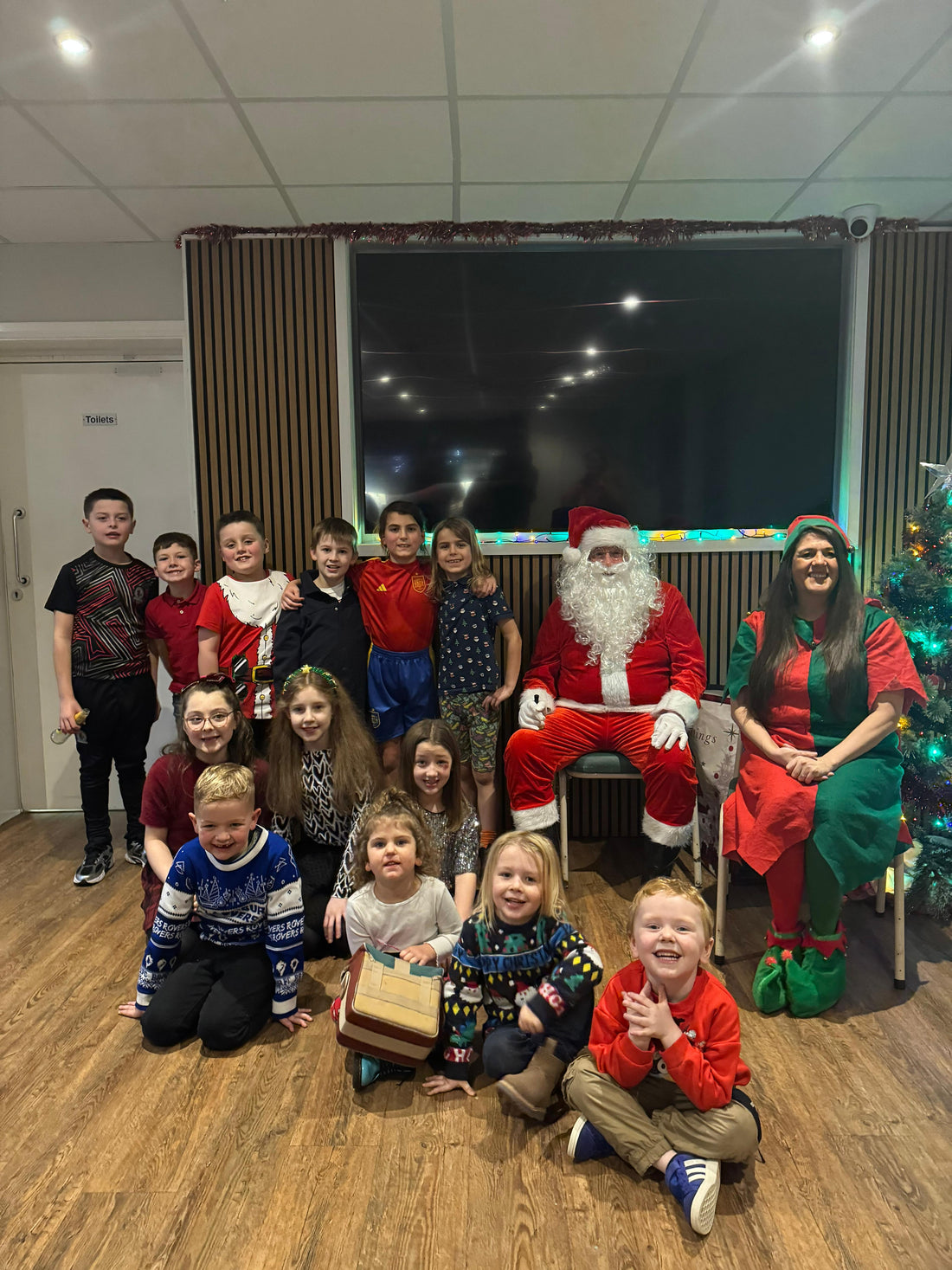 Under 9s Meet Santa
